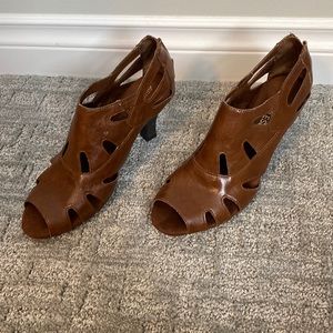 Brown Aerosoles Heels